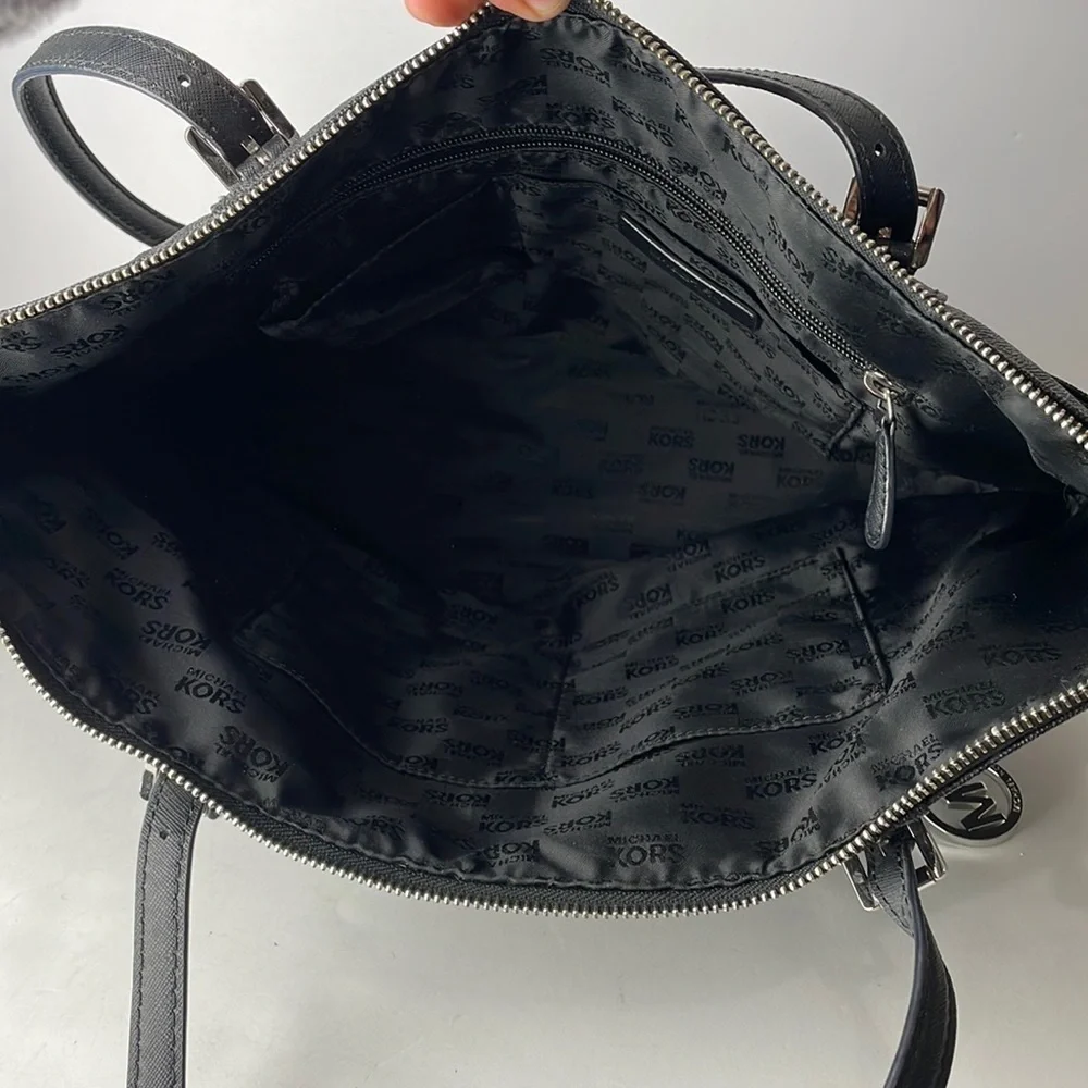 Michael Kors Jet Set Monogram Shoulder Bag Tote